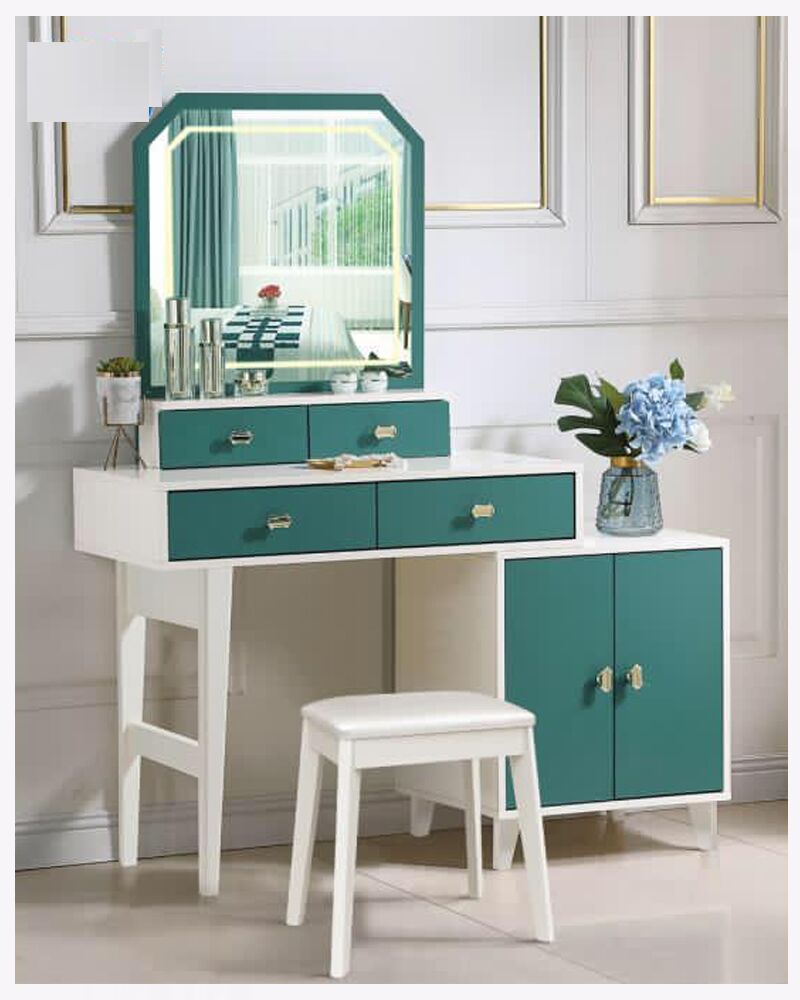2 doors and 4 drawers vanity mirror