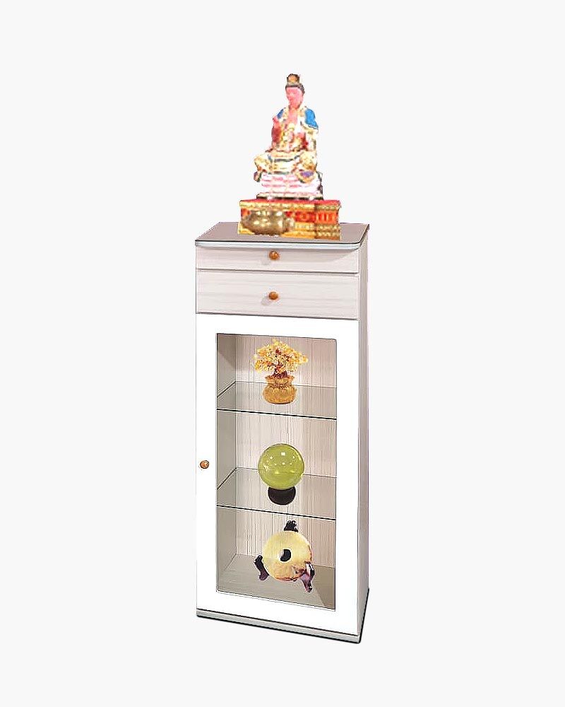 mirror white buddhist altar